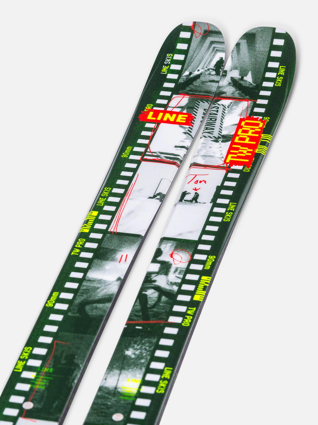 LINE UNISEX TOM WALLISCH PRO DOWNHILL SKIS 26