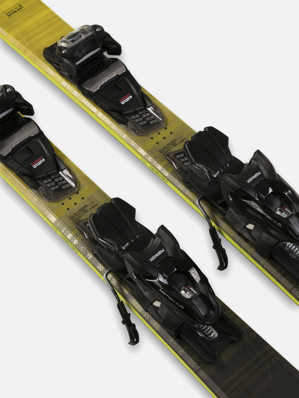 VOLKL UNISEX BLAZE 82 GREY + VMOTION 10 DOWNHILL SKIS 26