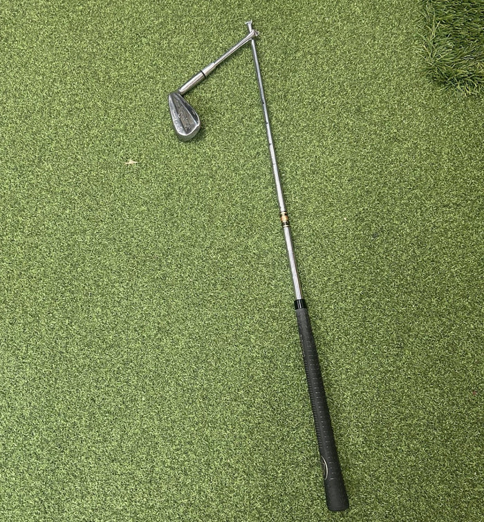 Expert steel golf club re-shafting services to repair broken irons for local golfers in Oshkosh, Wisconsin.