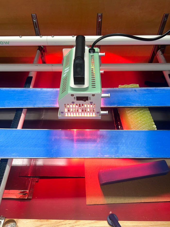 Deep-penetrating infrared ski waxing in the Fox Valley; advanced heat technology for long-lasting base saturation.