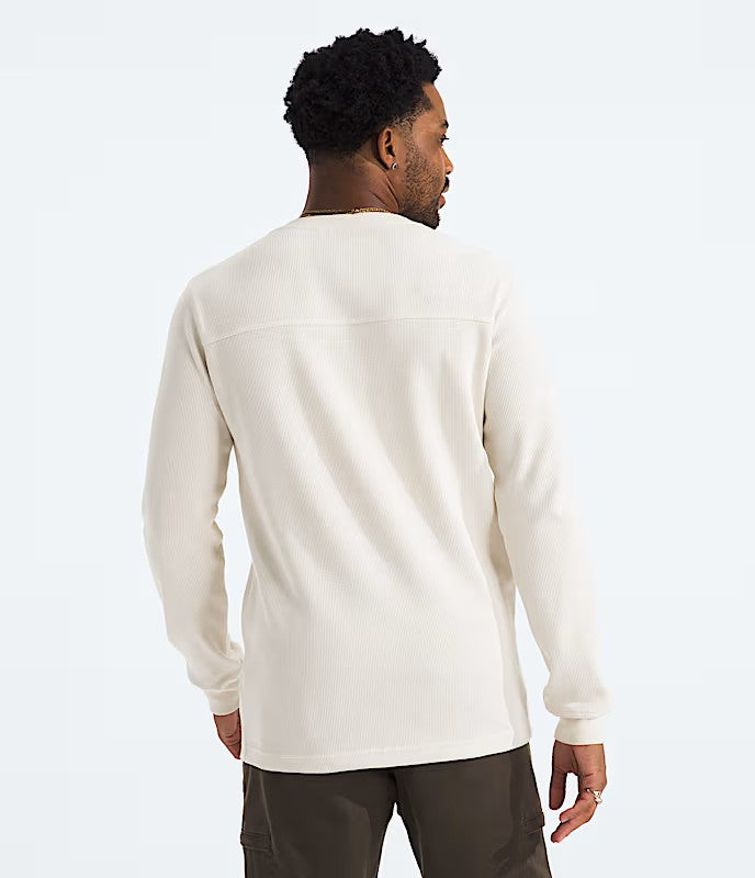 THE NORTH FACE MENS WAFFLE HENLEY LONG SLEEVE SHIRT