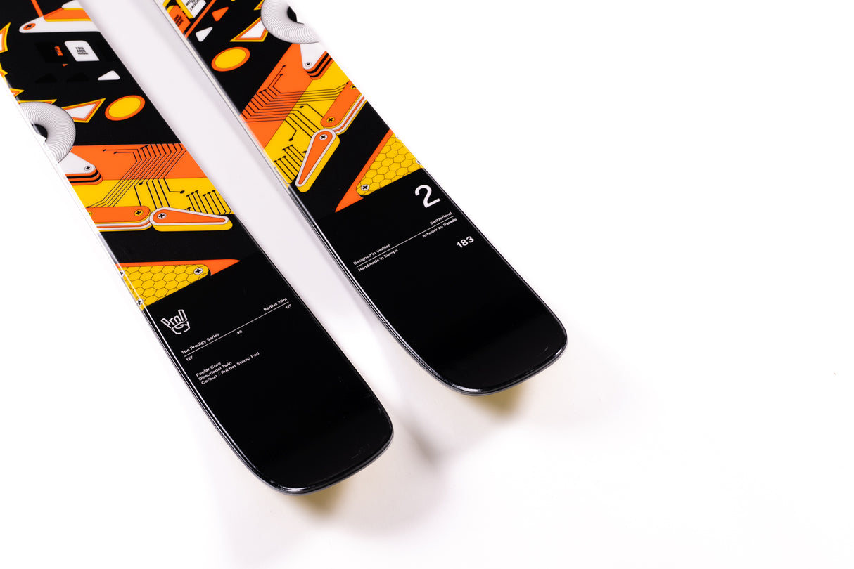 FACTION UNISEX PRODIGY 2 DOWNHILL SKIS 26